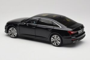 Audi A6L C8 Schwarz Paudi Model 1:18 42499 Metall – Bild 7 von 8