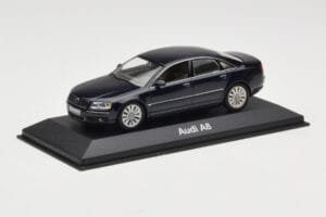 Audi A8 D3 Blue Metallic Light Interior Minichamps 1:43 20000001386003 Metall – Bild 2 von 4