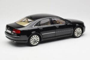 Audi A8 D3 W12 Schwarz Kyosho 1:18 09212BK Metall – Bild 3 von 8