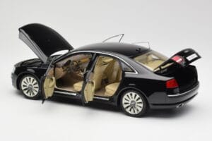 Audi A8 D3 W12 Schwarz Kyosho 1:18 09212BK Metall – Bild 5 von 8