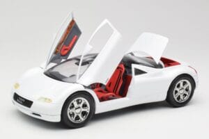 Audi Avus Quattro Alpine White Revell 1:18 08913 Metall – Bild 2 von 8