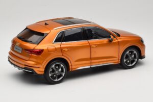 Audi Q3 F3 Orange Metallic Paudi Model 1:18 05962Q32019 Metall – Bild 3 von 8