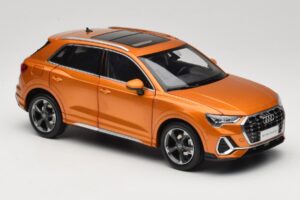Audi Q3 F3 Orange Metallic Paudi Model 1:18 05962Q32019 Metall – Bild 6 von 8
