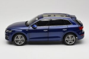 Audi Q5L FY Blau Paudi Model 1:18 33729 Metall – Bild 4 von 8