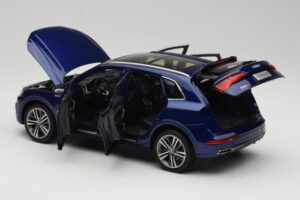 Audi Q5L FY Blau Paudi Model 1:18 33729 Metall – Bild 5 von 8