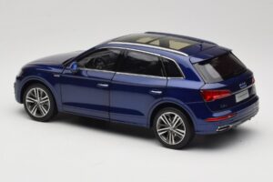 Audi Q5L FY Blau Paudi Model 1:18 33729 Metall – Bild 7 von 8