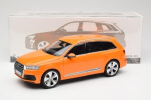 Audi Q7 4M Orange Metallic Minichamps 1:18 110014004 Metall – Bild 8 von 8
