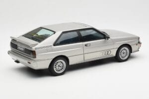 Audi Quattro LWB Silber AUTOart 1:18 70303 Metall – Bild 3 von 8