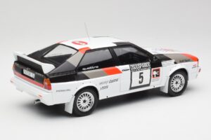 Audi Quattro #5 H. Mikkola / A. Hertz 1000 Lakes Rally 1982 IXO 1:18 18RMC094B Metall – Bild 2 von 6