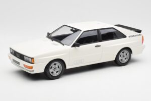 Audi Quattro Weiss Minichamps 1:18 155016120 Metall