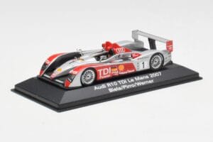 Audi R10 TDI LMP1 #1 F. Biela / E. Pirro / M. Werner 24 Hours of Le Mans 2007 Minichamps 1:43 5020700213 Metall – Bild 2 von 4