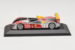 Audi R10 TDI LMP1 #2 R. Capello / T. Kristensen 2007 Minichamps 1:43 400071602 Metall