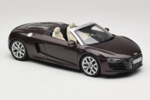 Audi R8 5.2 Spyder Teak Brown Kyosho 1:18 5010918525 Metall – Bild 6 von 8