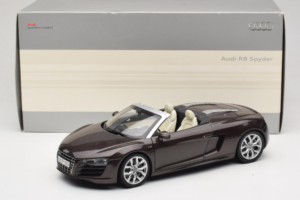 Audi R8 5.2 Spyder Teak Brown Kyosho 1:18 5010918525 Metall – Bild 8 von 8
