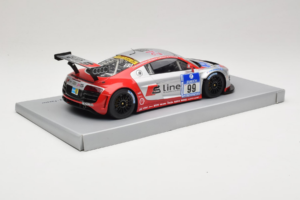 Audi R8 LMS #99 F. Biela / P. Kaffer / M. Fässler / M. Hennerici Phoenix Racing 24 Hours Nürburgring 2009 Spark 1:18 18S041 R – Bild 3 von 6