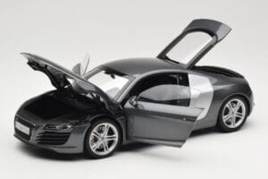 Audi R8 Type 42 4.2 Daytona Grey Kyosho 1:18 5010618425 Metall – Bild 2 von 8