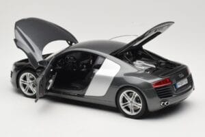 Audi R8 Type 42 4.2 Daytona Grey Kyosho 1:18 5010618425 Metall – Bild 5 von 8