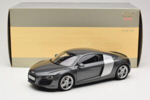 Audi R8 Type 42 4.2 Daytona Grey Kyosho 1:18 5010618425 Metall – Bild 8 von 8