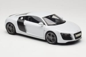 Audi R8 Type 42 Suzuka Grey Kyosho 1:18 09213SG Metall – Bild 6 von 8