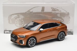 Audi RS Q3 Sportback 8U Brown Metallic Minichamps 1:18 155018104 Metall – Bild 6 von 6