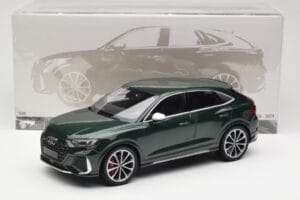Audi RS Q3 Sportback 8U Green Metallic Minichamps 1:18 155018102 Metall – Bild 6 von 6