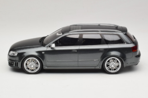 Audi RS4 B7 Grau Otto 1:18 OT721 Resin – Bild 3 von 6