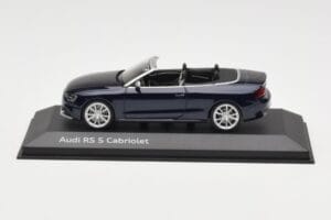 Audi RS5 B8 Cabriolet Estoril Blue Minichamps 1:43 5011215313 Metall