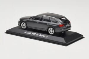 Audi RS6 C5 Avant Daytona Grey Minichamps 1:43 5010710233 Metall – Bild 3 von 4