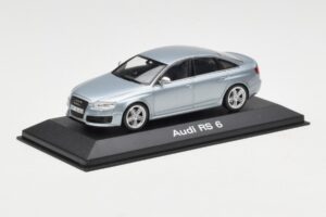 Audi RS6 C6 Monza Silver Minichamps 1:43 5010810113 Metall – Bild 2 von 4