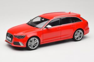 Audi RS6 C7 Avant Rot Minichamps 1:18 110012011 Metall