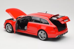 Audi RS6 C7 Avant Rot Minichamps 1:18 110012011 Metall – Bild 5 von 8