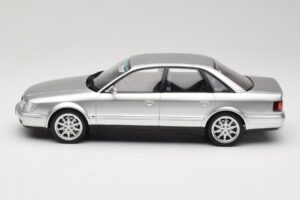Audi S4 C4 4.2 V8 Crystal Silver Otto 1:18 OT464 Resin – Bild 3 von 6
