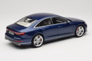 Audi S8 D5 Blau GT Spirit 1:18 GT313 Resin – Bild 2 von 6