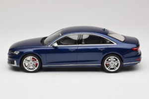 Audi S8 D5 Blau GT Spirit 1:18 GT313 Resin – Bild 3 von 6