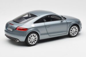 Audi TT 8J Kondorgrau Minichamps 1:18 5010500415 Metall – Bild 3 von 8