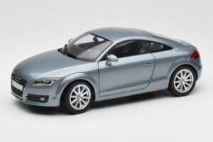 Audi TT 8J Kondorgrau Minichamps 1:18 5010500415 Metall
