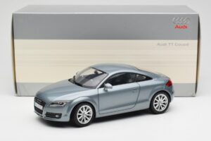 Audi TT 8J Kondorgrau Minichamps 1:18 5010500415 Metall – Bild 8 von 8