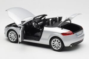 Audi TT 8J Roadster Lichtsilber Minichamps 1:18 5010500515 Metall – Bild 5 von 8