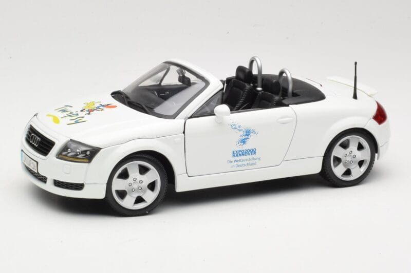 Audi TT 8N Cabriolet Weiss Maisto 1:18 56065 Metall