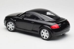 Audi TT 8N Schwarz Minichamps 1:18 155017021 Metall – Bild 5 von 6