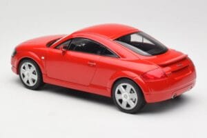 Audi TT 8N Rot Minichamps 1:18 155017022 Metall – Bild 5 von 6