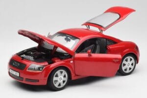 Audi TT 8N Coupe Rot Revell 1:18 89909092 Metall – Bild 2 von 8