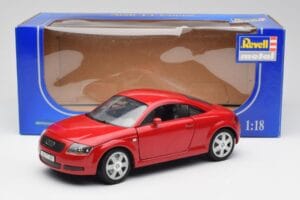 Audi TT 8N Coupe Rot Revell 1:18 89909092 Metall – Bild 8 von 8