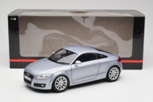 Audi TT 8N RHD Lake Silber Metallic Minichamps 1:18 150015020 Metall – Bild 8 von 8