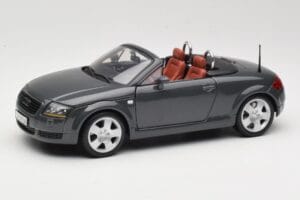 Audi TT 8N Roadster Grau Maisto 1:18 50346 Metall