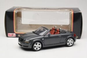 Audi TT 8N Roadster Grau Maisto 1:18 50346 Metall – Bild 8 von 8