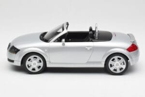 Audi TT 8N Roadster Silver Metallic Minichamps 1:18 155017031 Metall – Bild 3 von 6