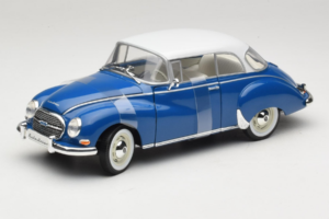 Auto Union 1000 S Coupe Blau Weiss Revell 1:18 08909 Metall