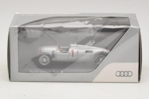 Auto Union Typ B #1 Silber Minichamps 1:43 5031300313 Metall – Bild 5 von 5