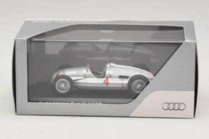 Auto Union Typ D #4 Silber Minichamps 1:43 5030900703 Metall – Bild 4 von 4